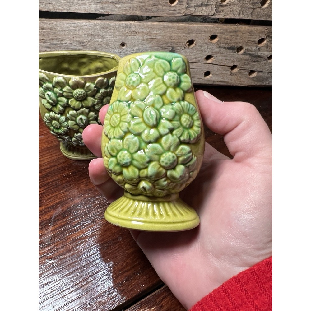 Vtg Inarco Green Creamer and Pepper Shaker MCM Japan Granny Core 1960's Daisy - Picture 5 of 8